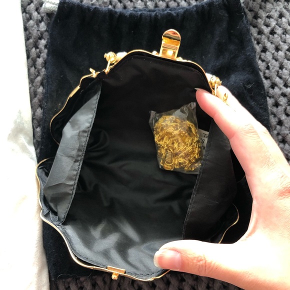 Vintage Gold Metal Clutch Purse - Picture 5 of 9